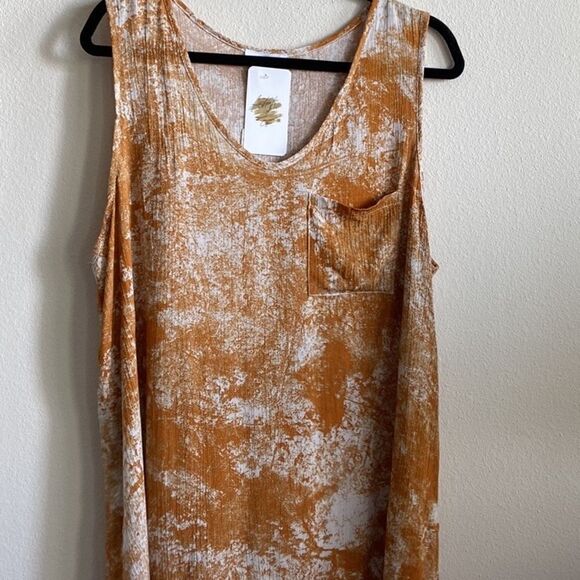 Fletch & Co Tops - Fletch & Co Mustard Mineral Wash Tank NWT Sz L